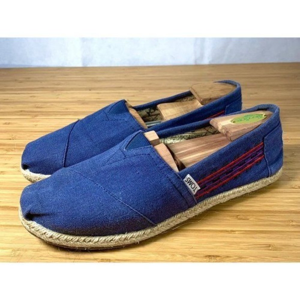 TOMS W sz 9.5  Orange Project Embroidered flats